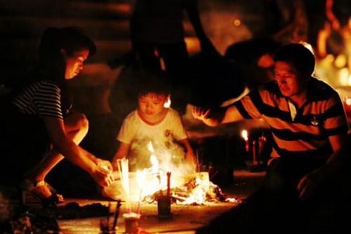 Lí giải việc gọi tháng 7 âm lịch là 
